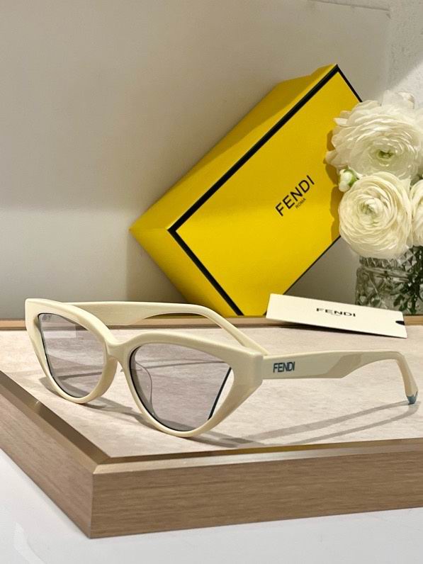 Fendi Glasses smx(440)